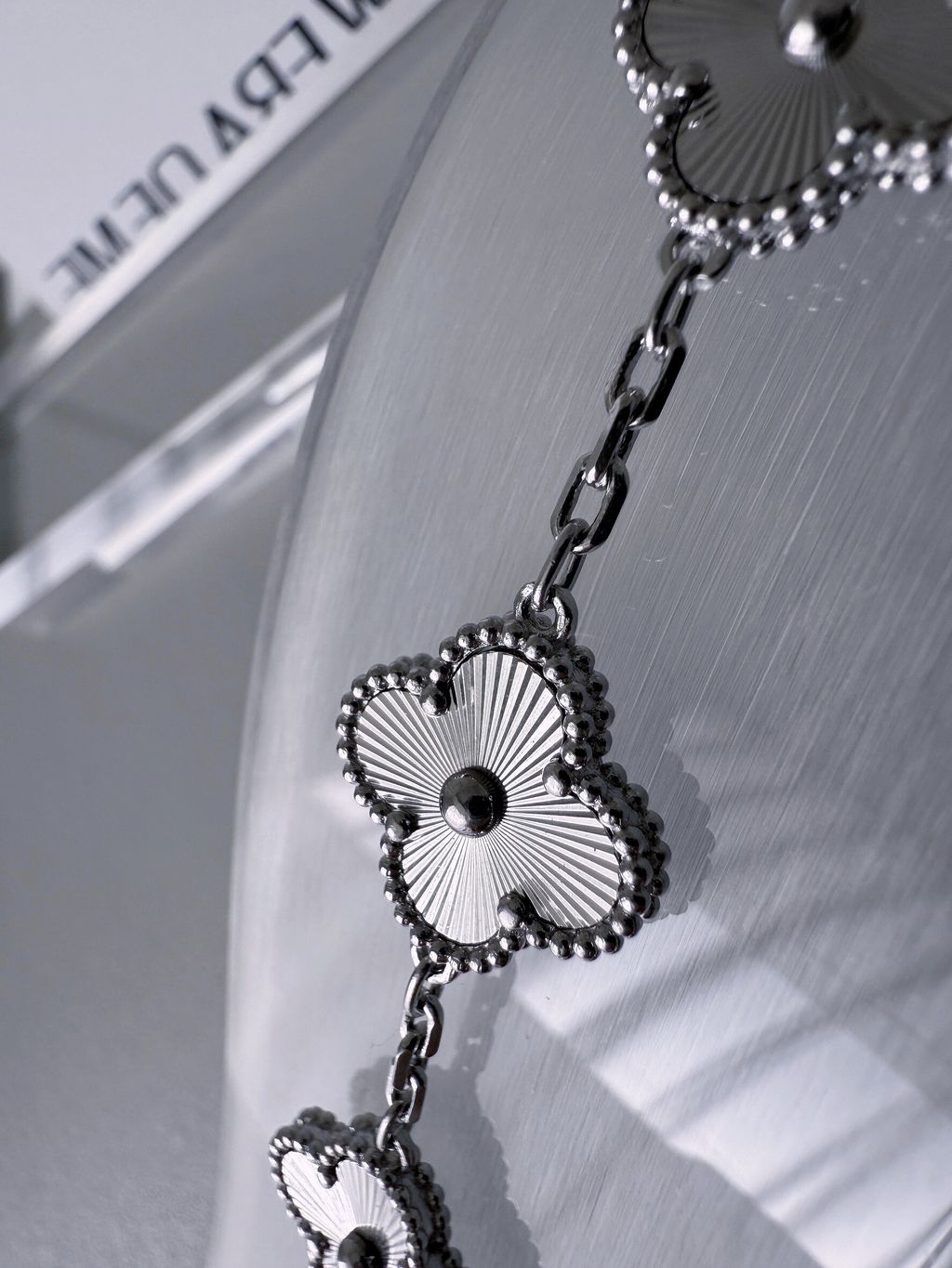 LINE_ALBUM_2026330_260406_14