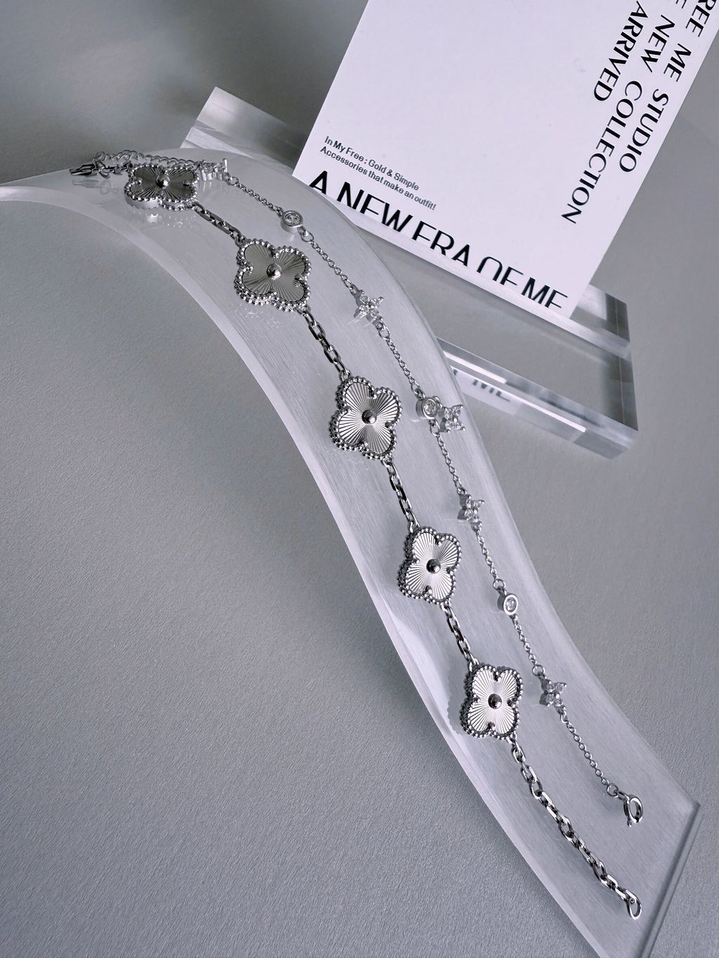 LINE_ALBUM_2026330_260406_15