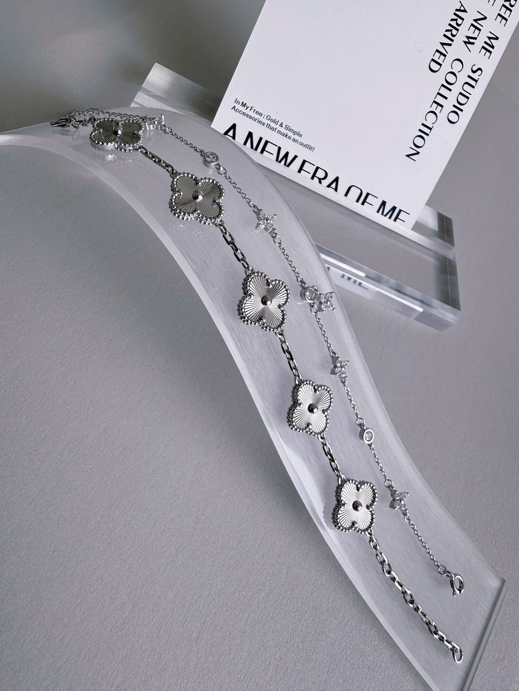 LINE_ALBUM_2026330_260406_9