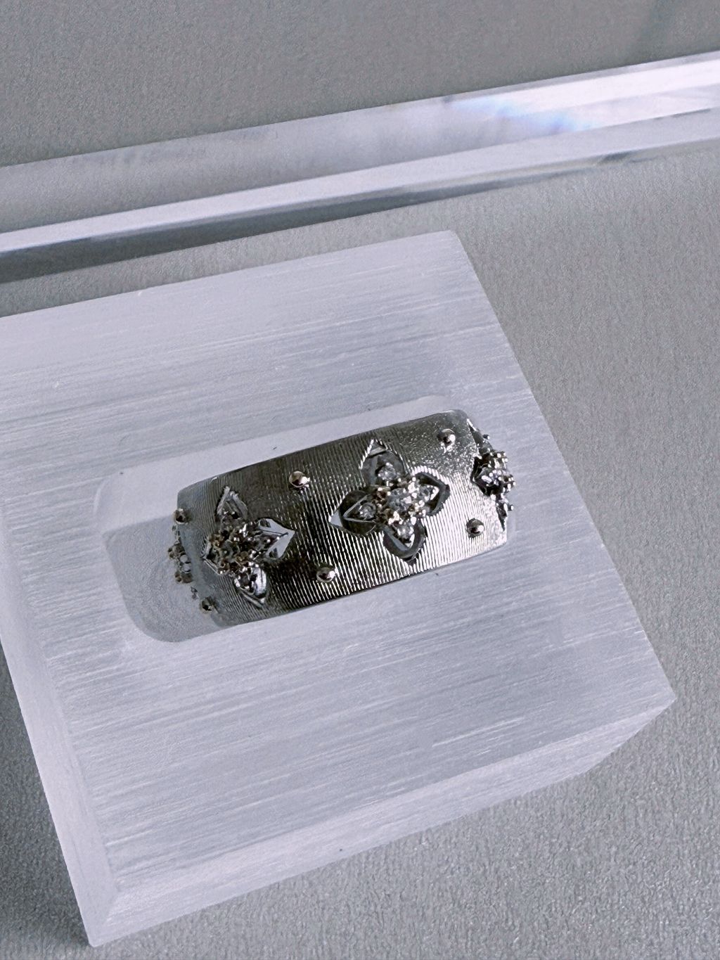 LINE_ALBUM_2026330_260406_23