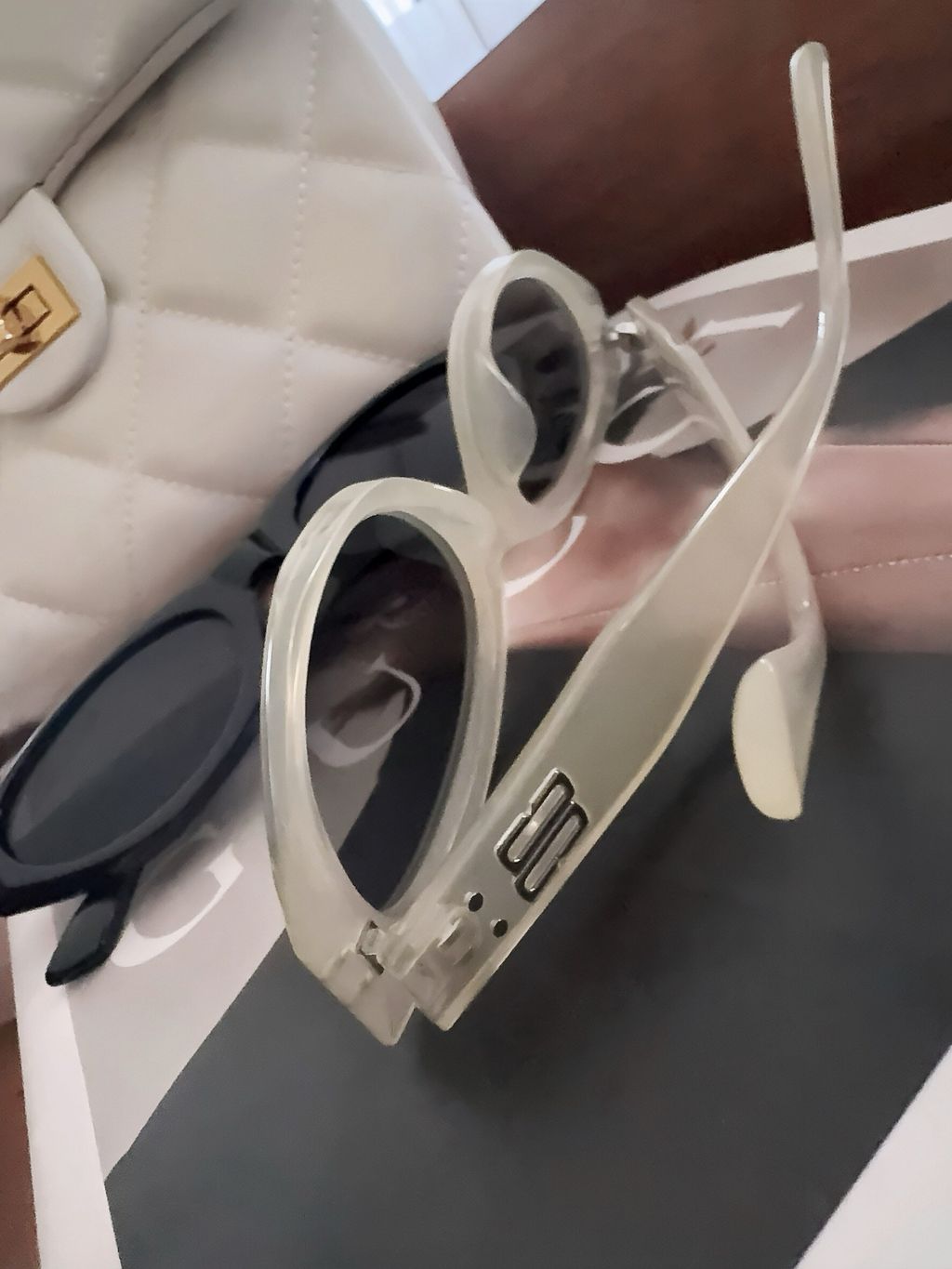 LINE_ALBUM_202647_260407_3