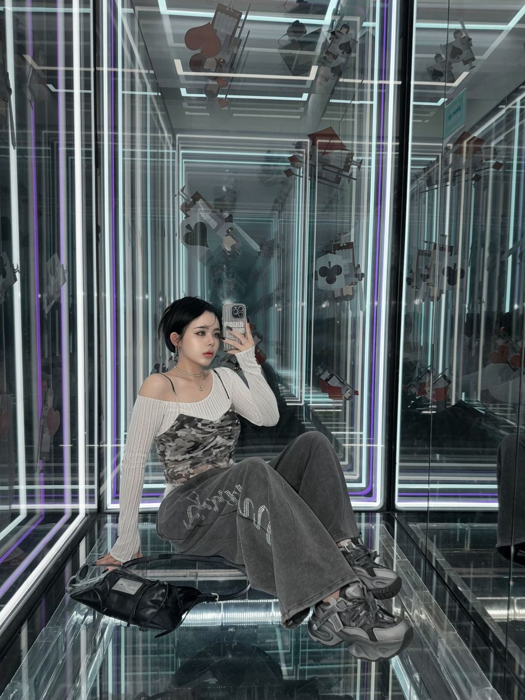 LINE_ALBUM_202683_260805_2