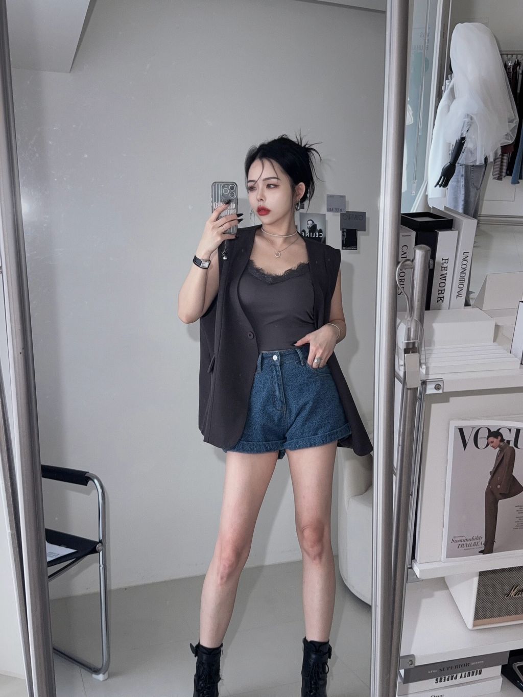 LINE_ALBUM_2026811_260818_1