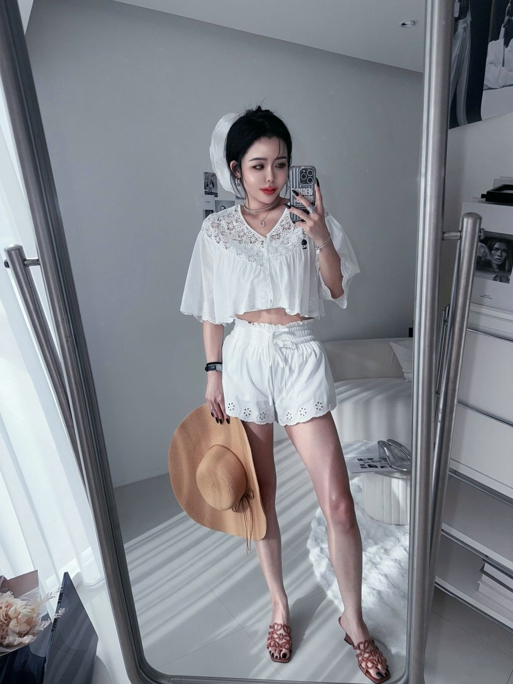 LINE_ALBUM_2026826_260901_3
