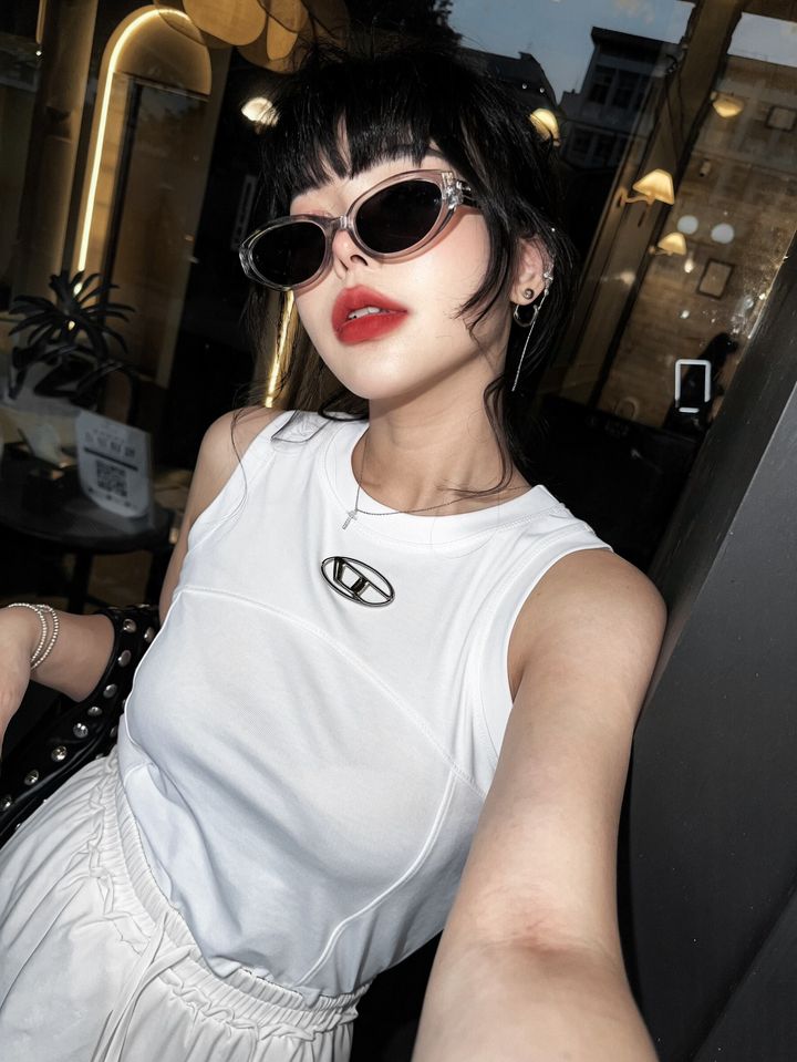 LINE_ALBUM_2026910_260910_83