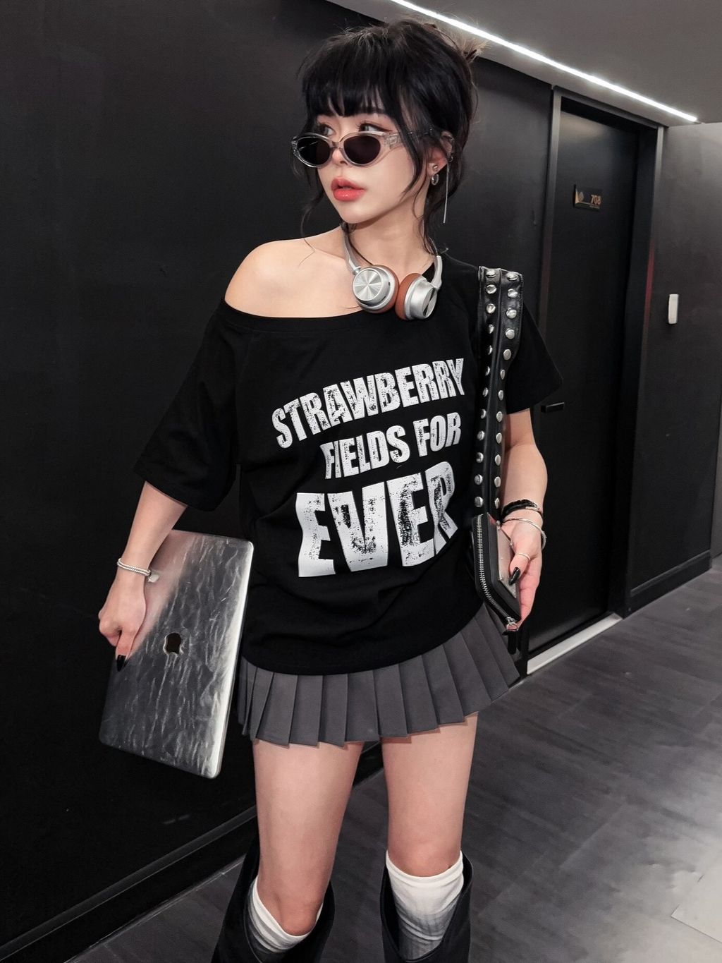 LINE_ALBUM_2026910_260910_69