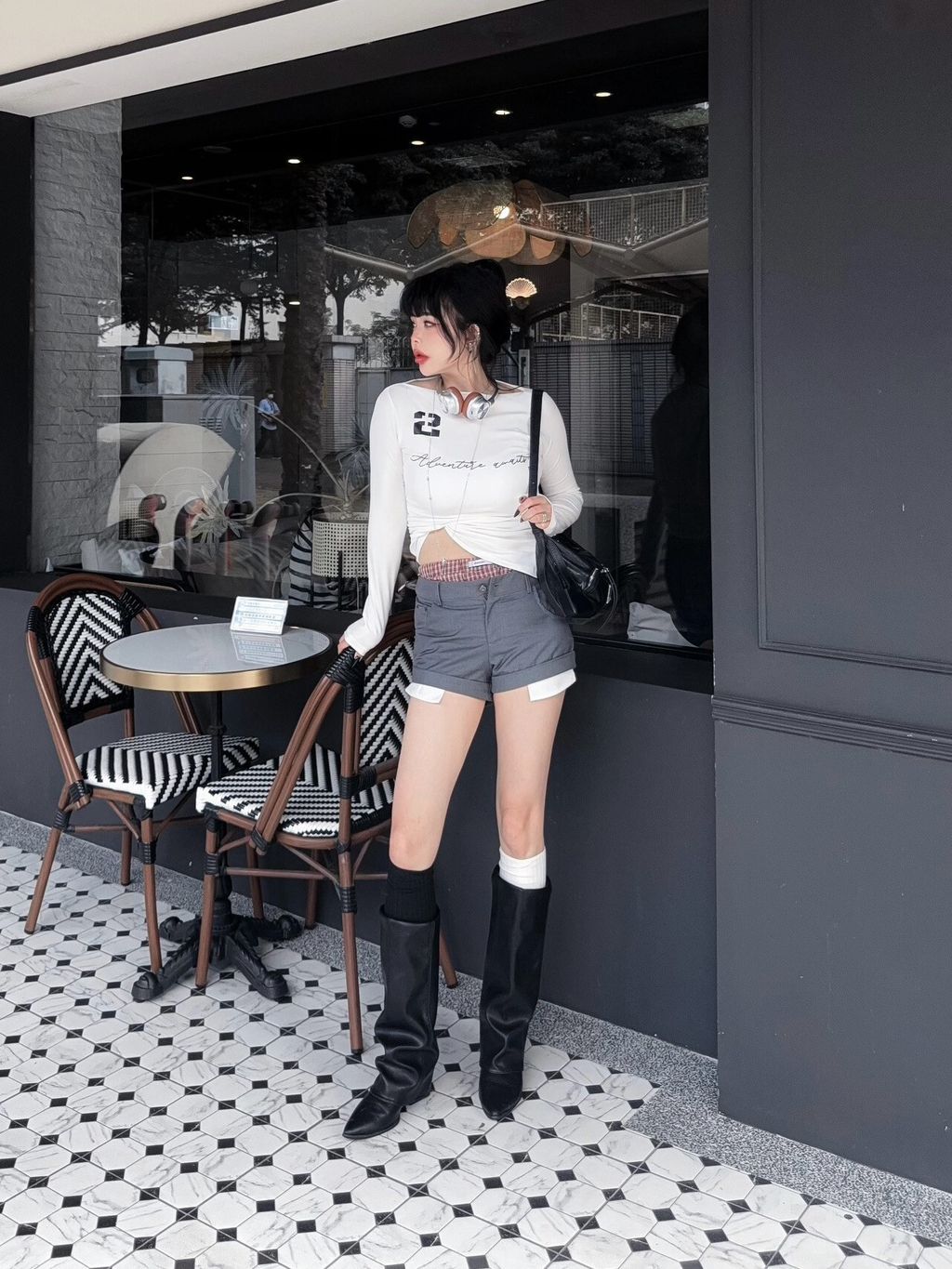 LINE_ALBUM_2026910_260910_48