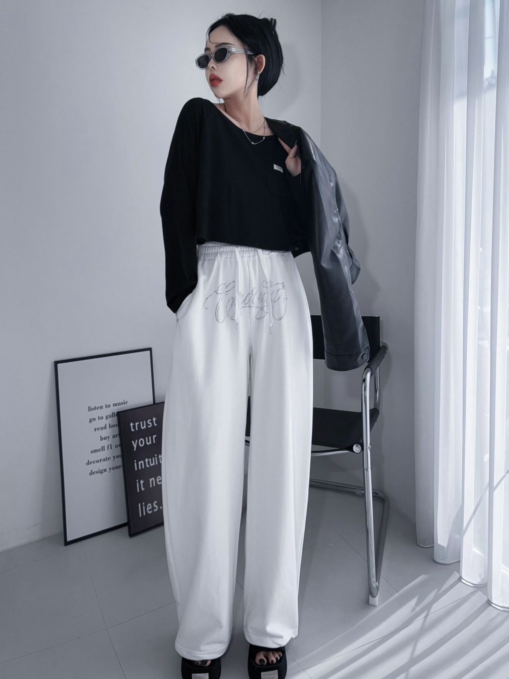 LINE_ALBUM_2026105_261019_49