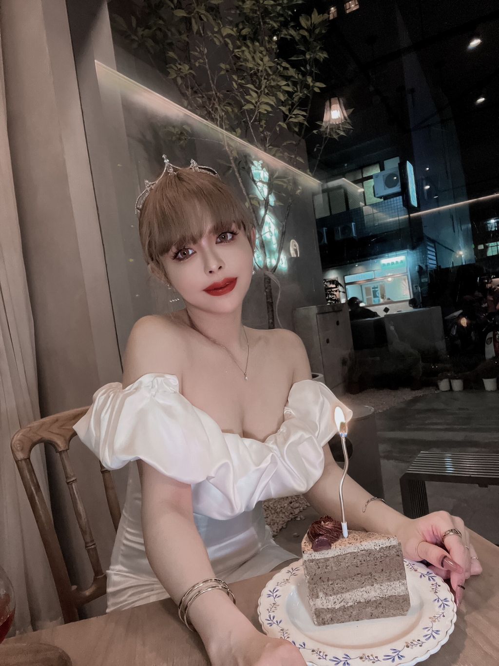LINE_ALBUM_20230526_230528_6