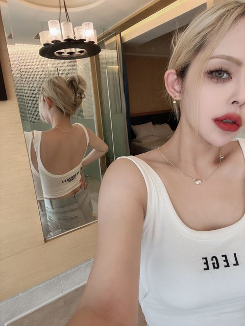 LINE_ALBUM_202489_240810_61