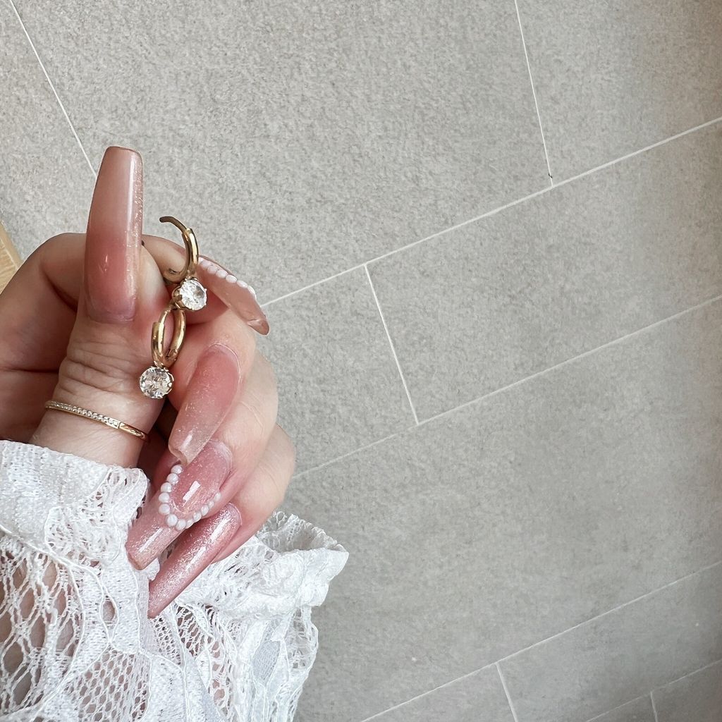LINE_ALBUM_202489_240810_22