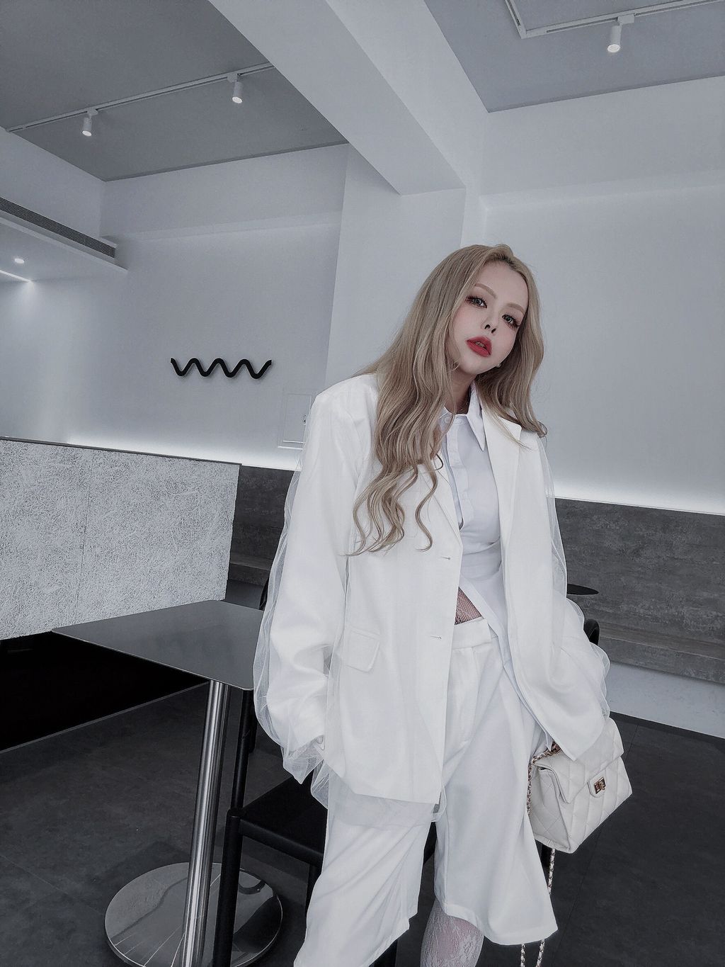 LINE_ALBUM_2025318_250319_124