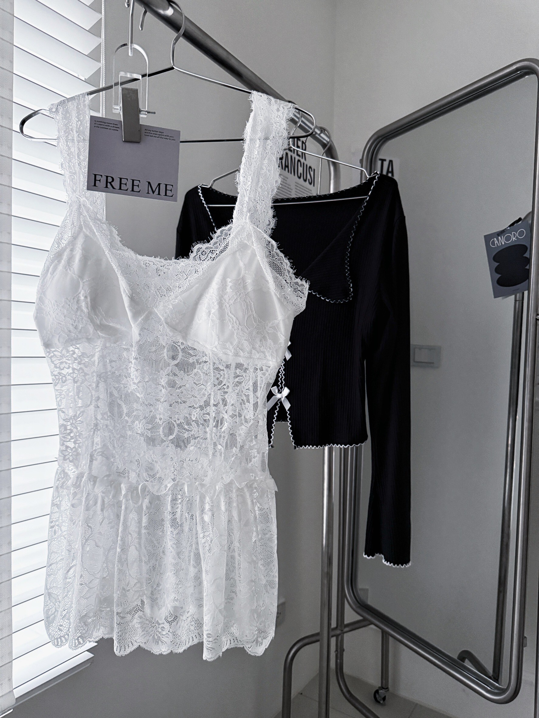 LINE_ALBUM_2025428_250428_142