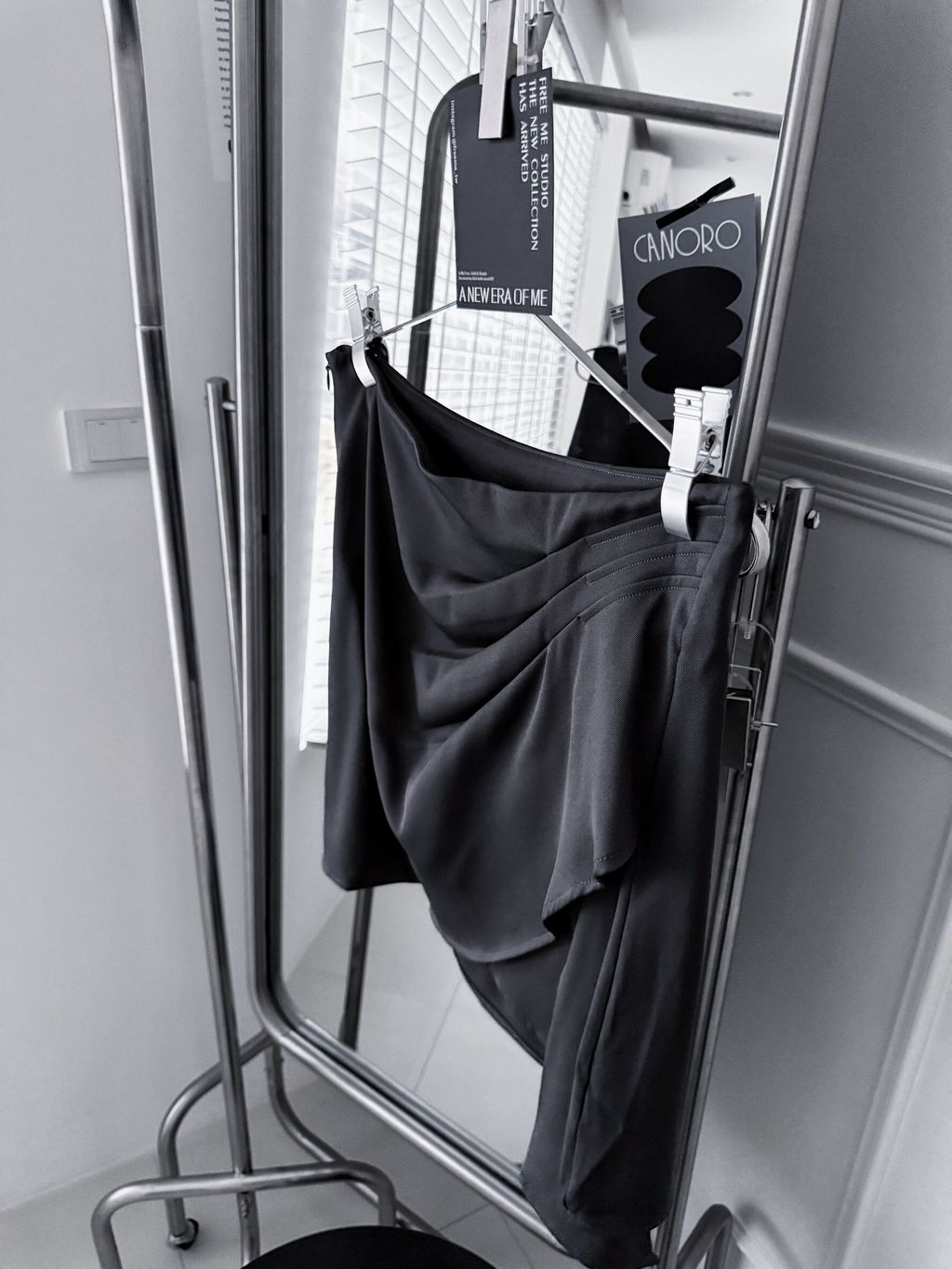 LINE_ALBUM_2025428_250428_115