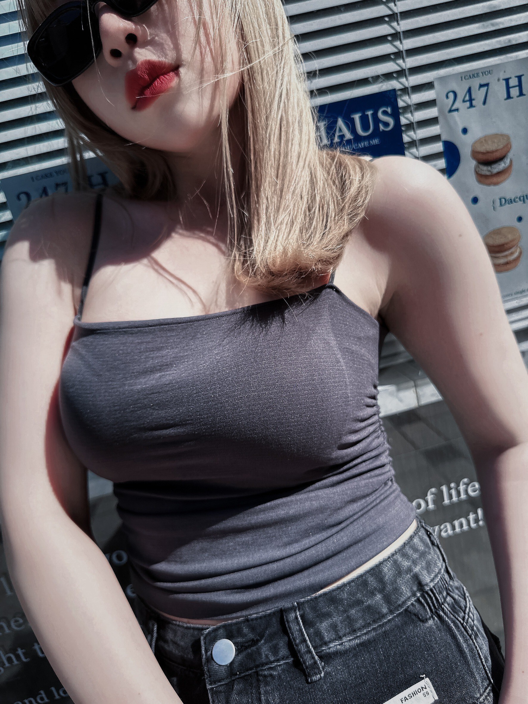 LINE_ALBUM_202556_250507_293