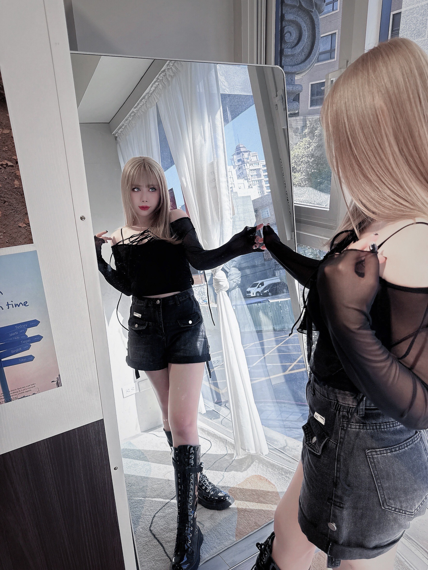 LINE_ALBUM_202556_250507_275