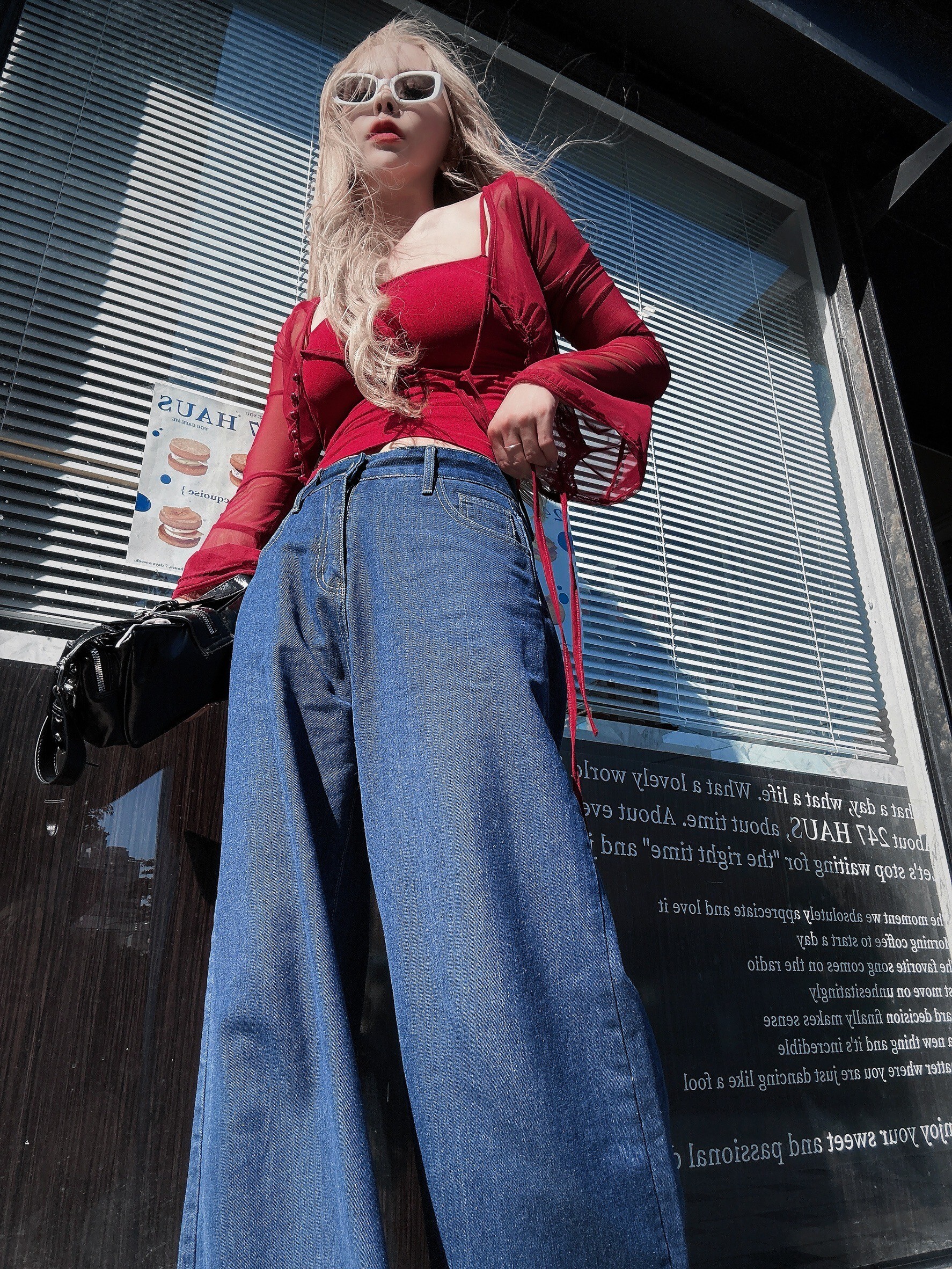 LINE_ALBUM_202556_250507_279