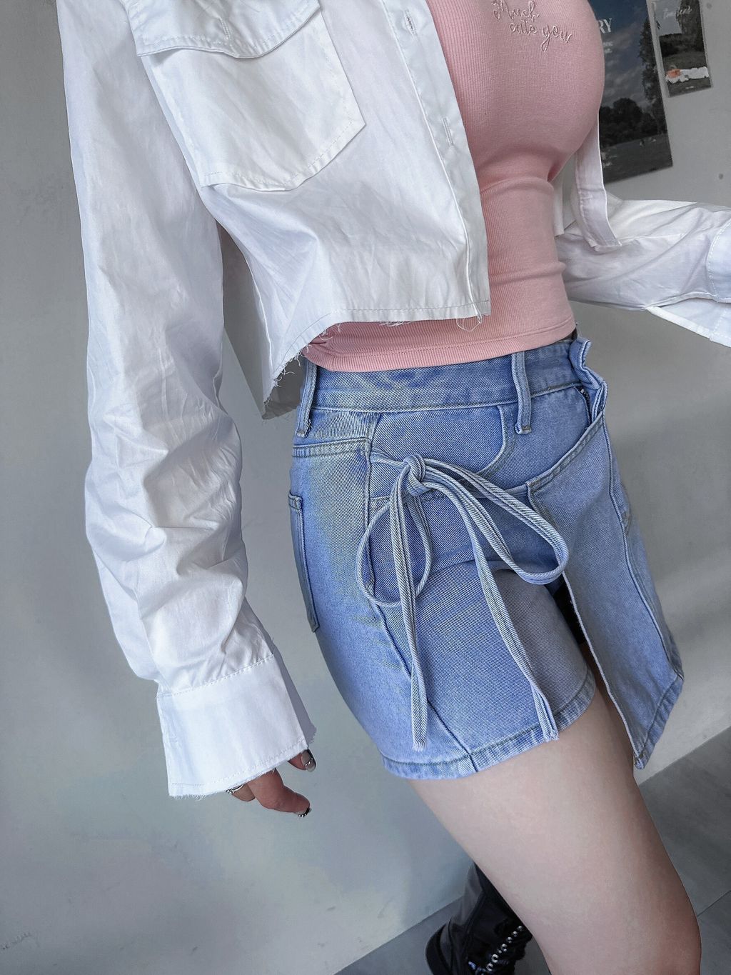 LINE_ALBUM_202556_250507_241