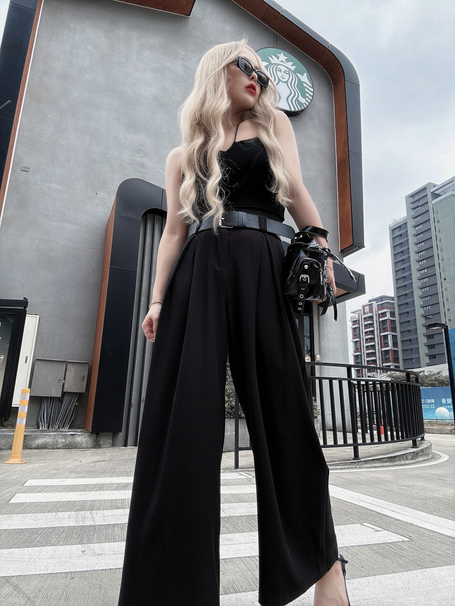 LINE_ALBUM_202556_250508_23