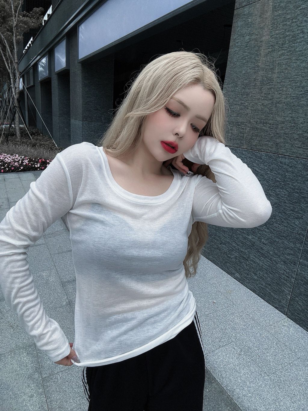 LINE_ALBUM_202556_250508_391