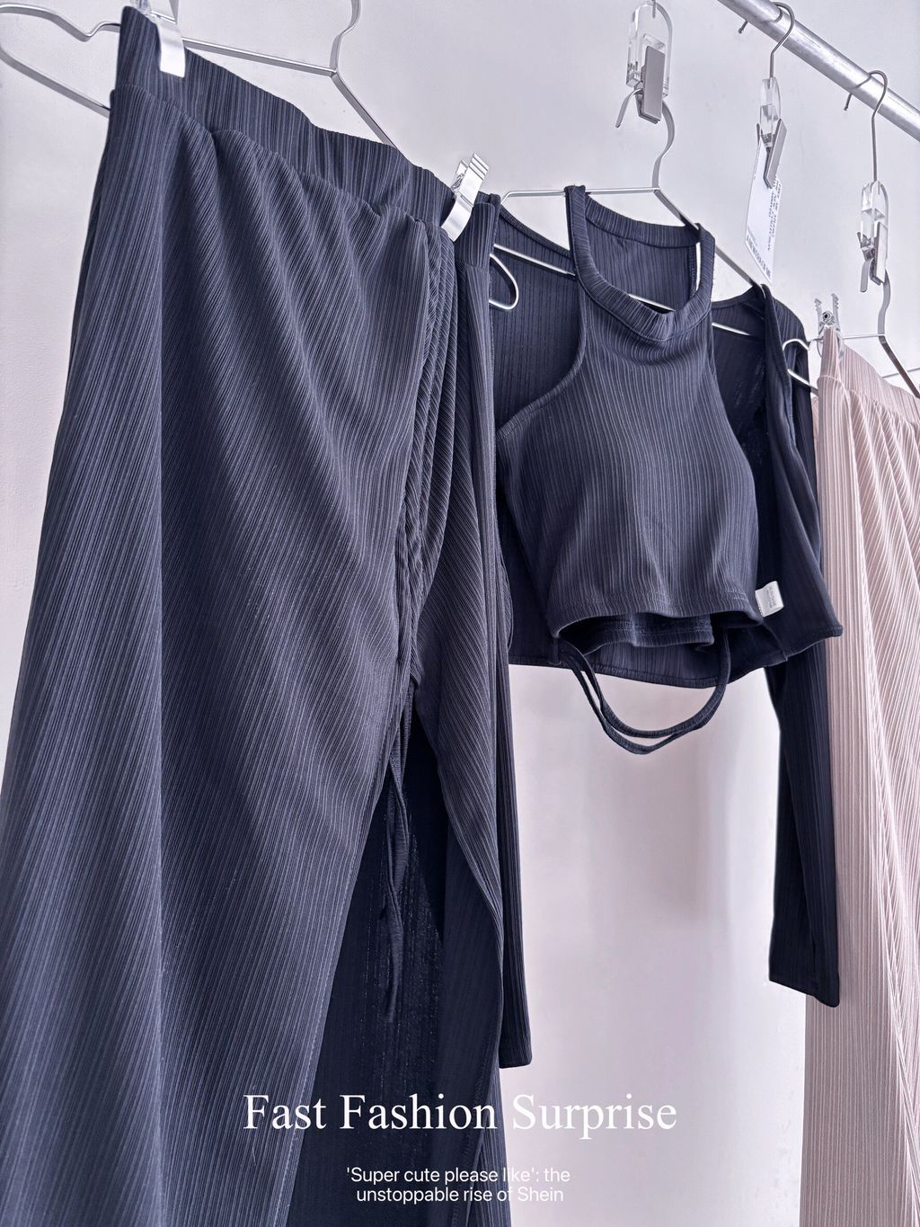 LINE_ALBUM_202586_250806_103