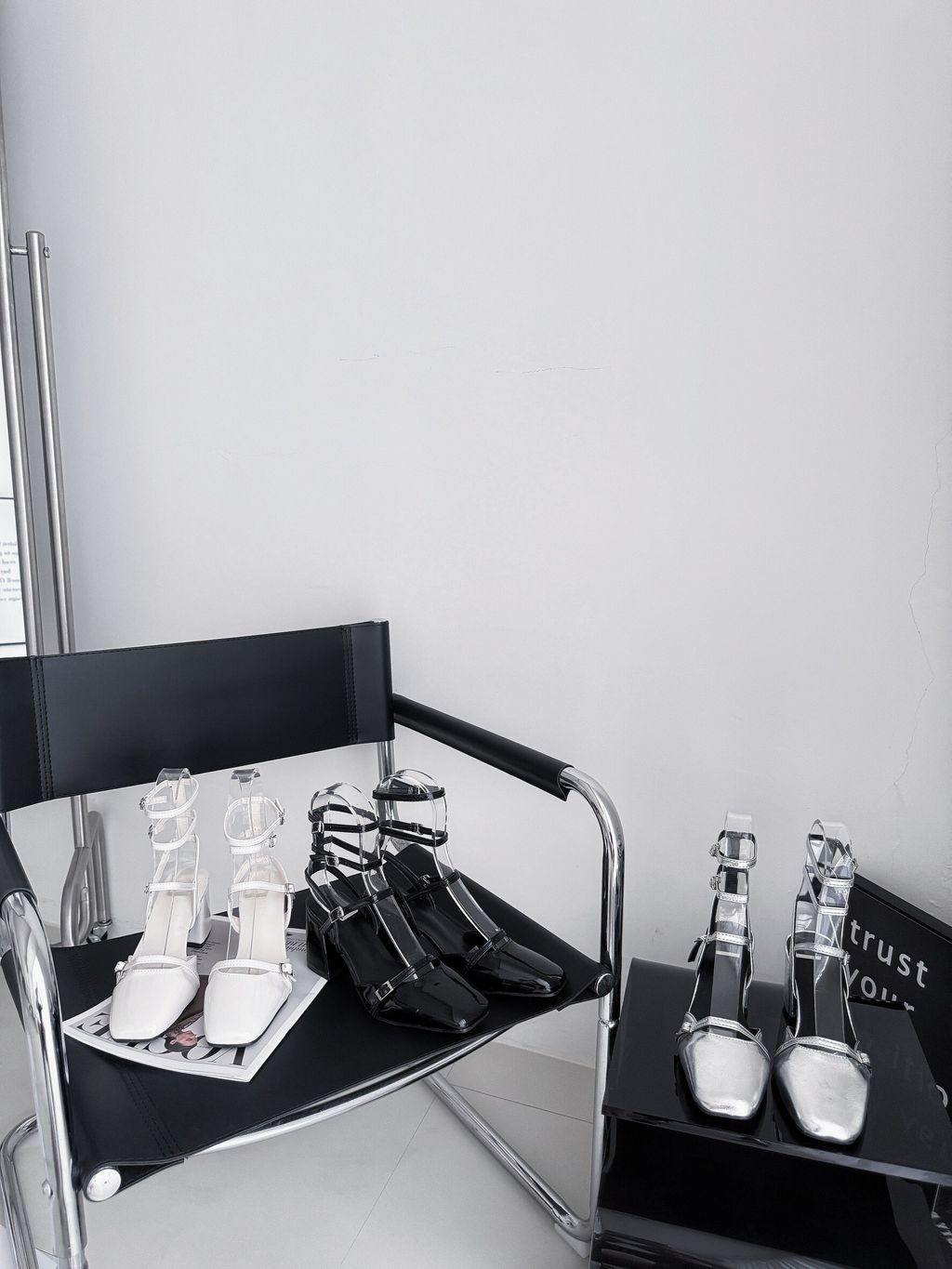 LINE_ALBUM_202592_250903_2