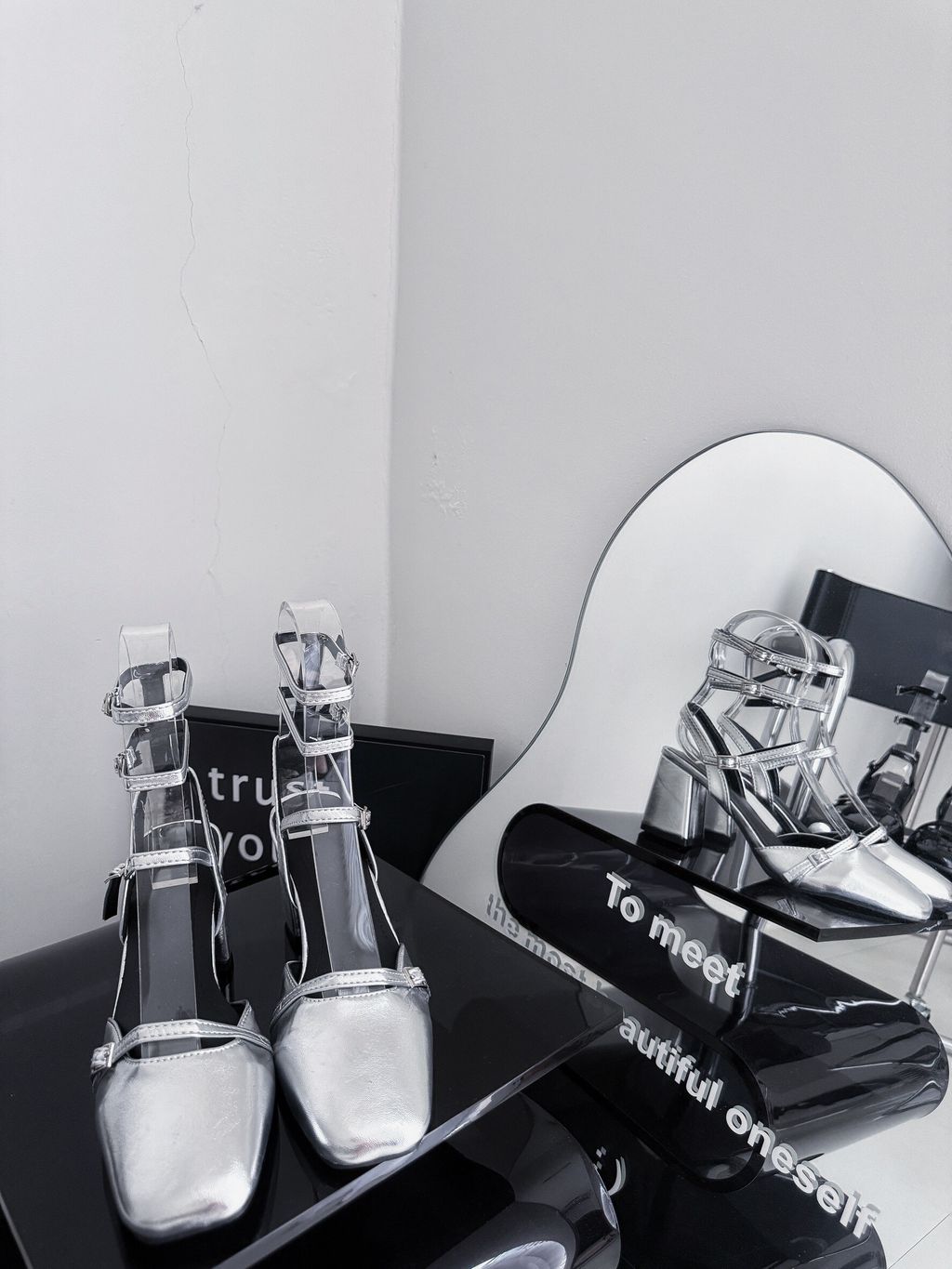 LINE_ALBUM_202592_250903_7