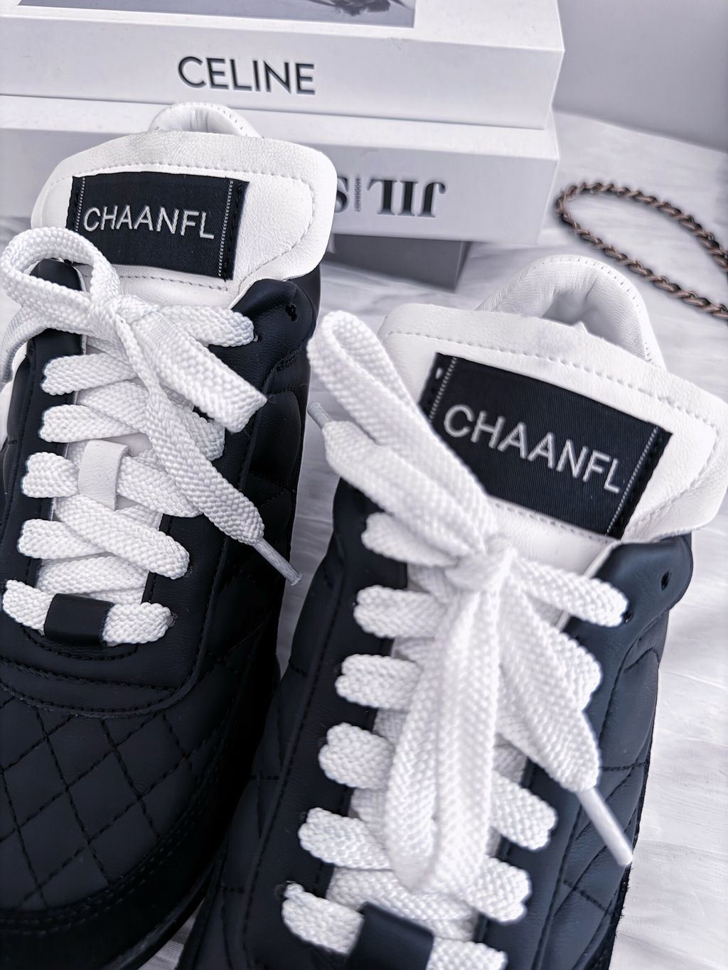 LINE_ALBUM_20251015_251015_109