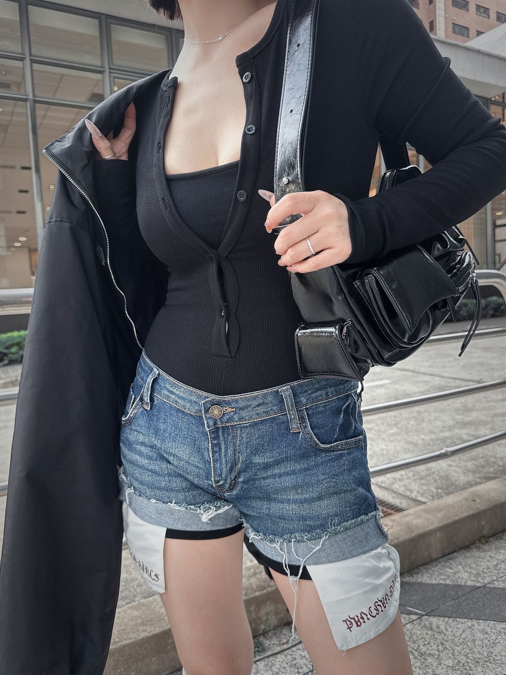 LINE_ALBUM_20251022_251022_50