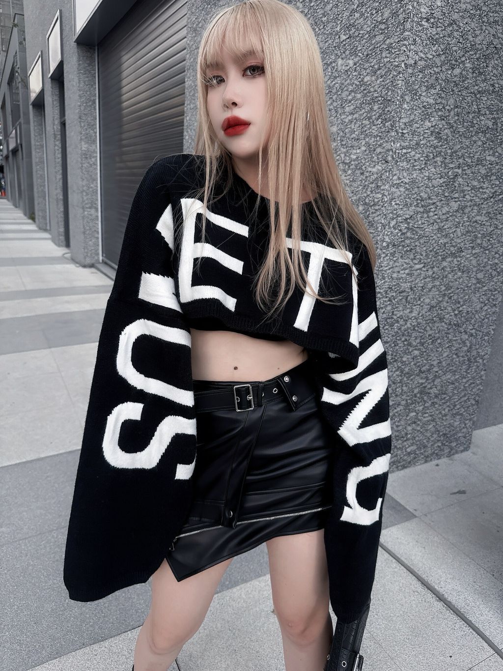 LINE_ALBUM_20251112_251112_136