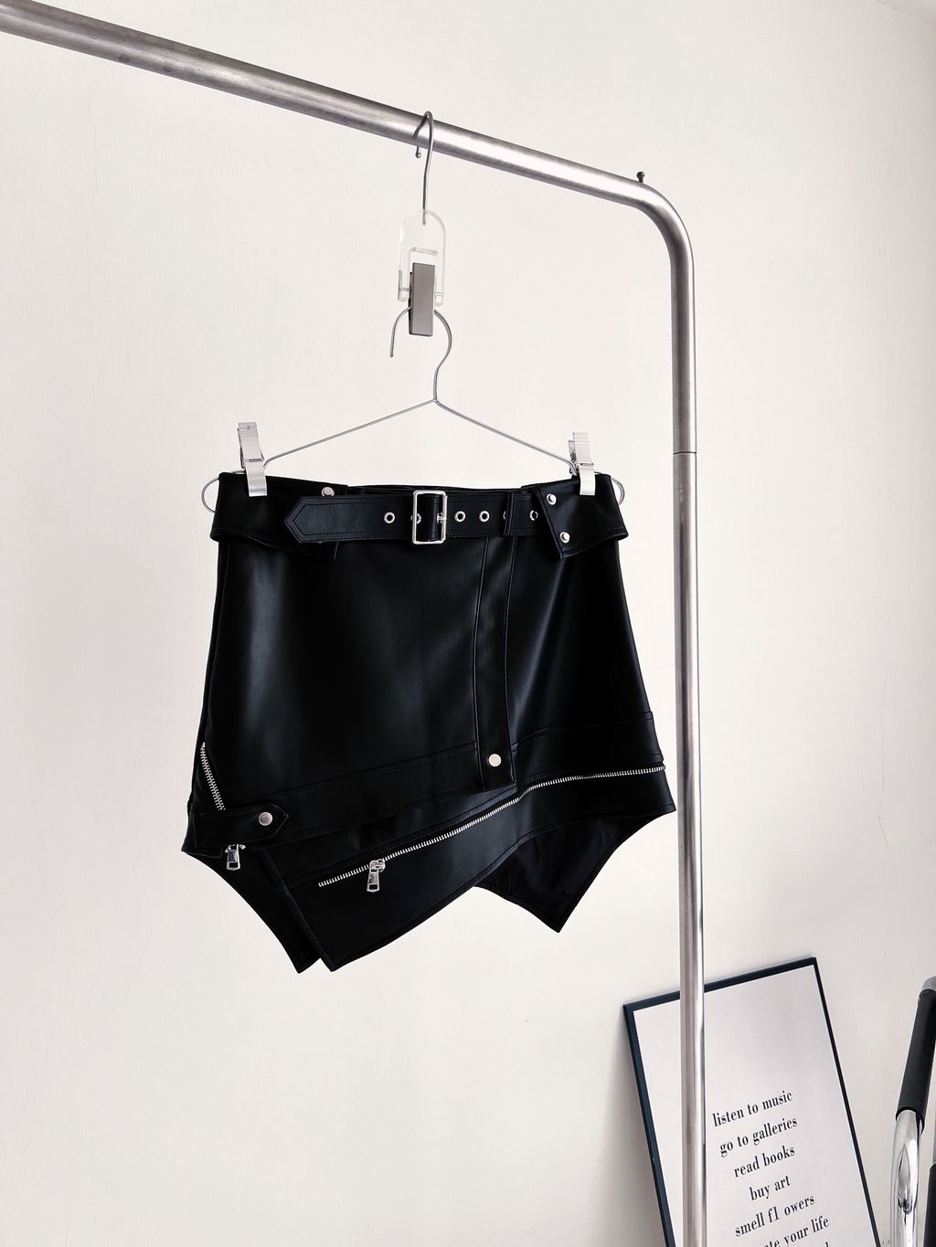 LINE_ALBUM_20251112_251112_52