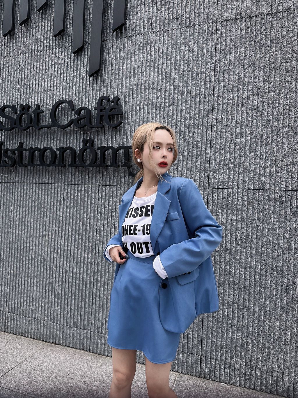 LINE_ALBUM_20251112_251112_112