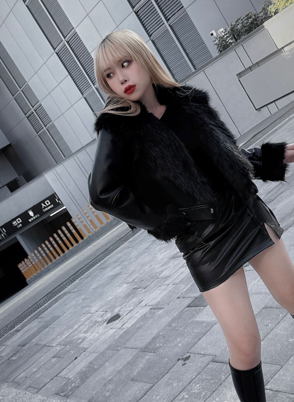 LINE_ALBUM_20251120_251120_54