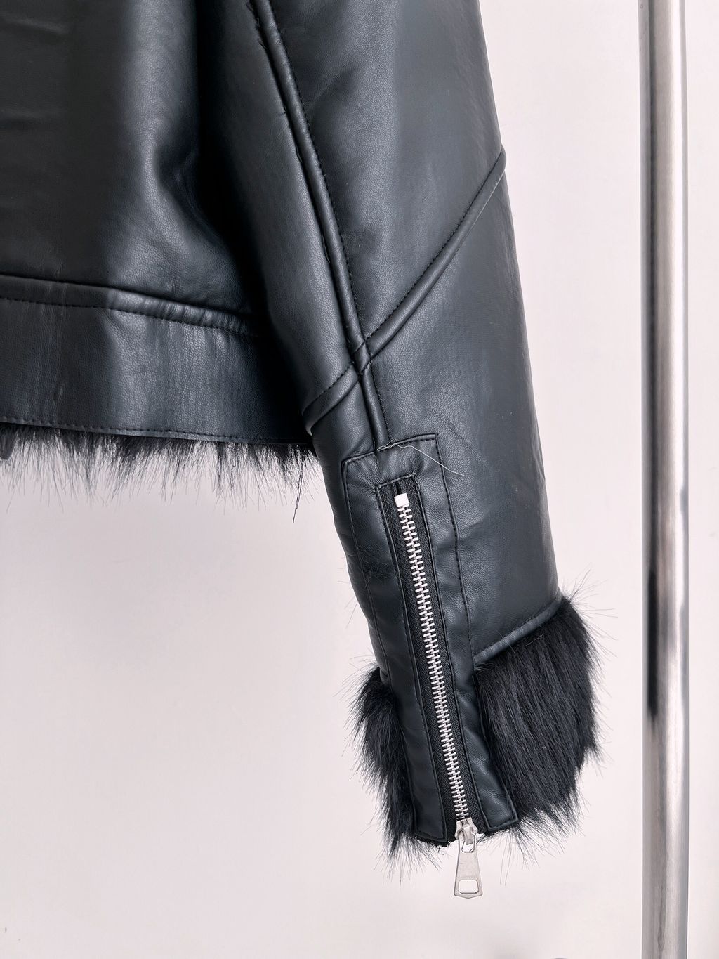 LINE_ALBUM_20251120_251120_122