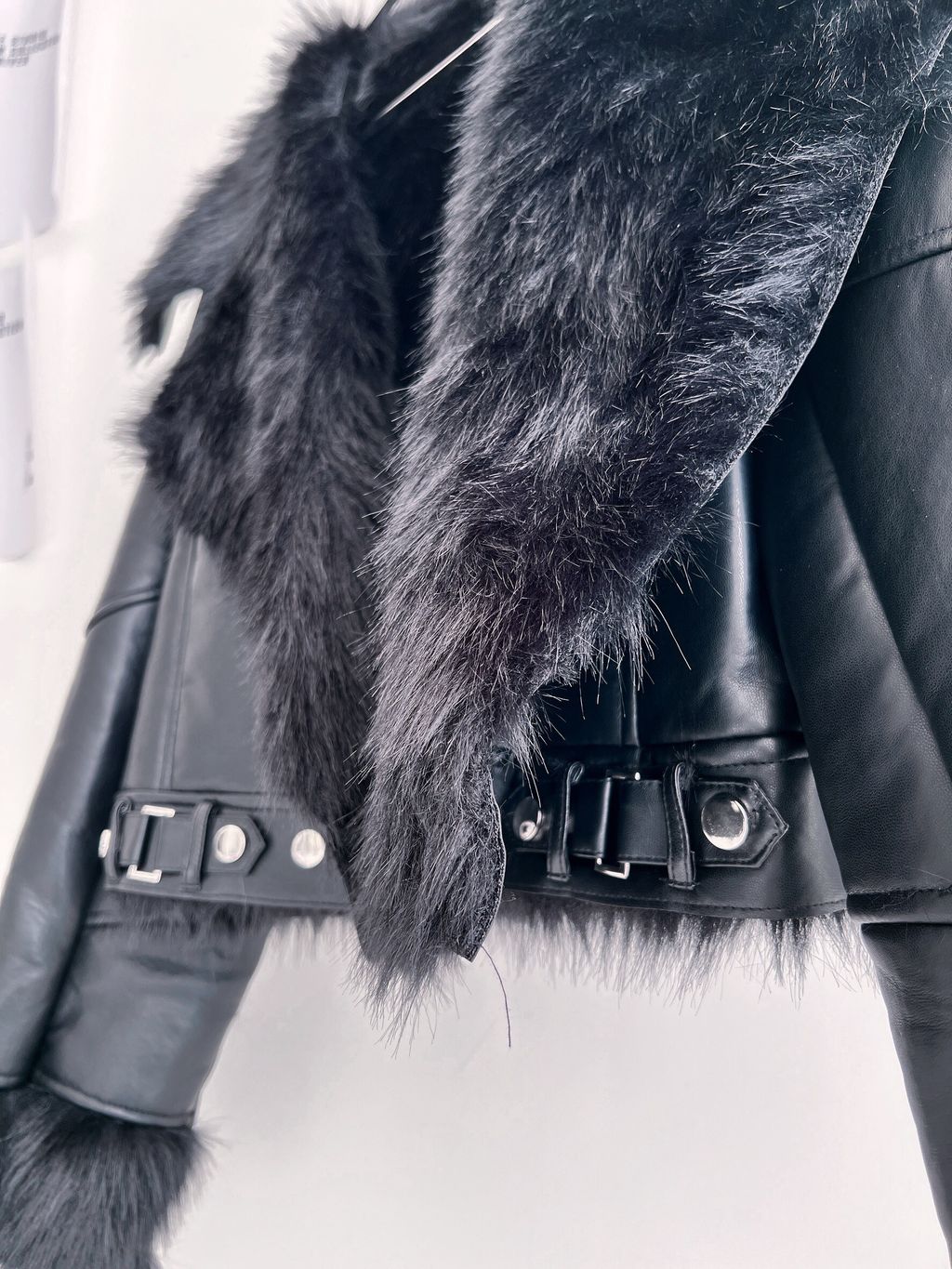 LINE_ALBUM_20251120_251120_121