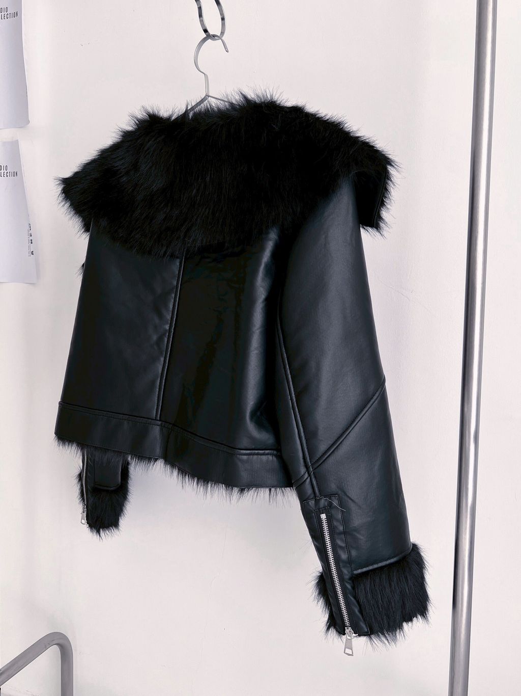 LINE_ALBUM_20251120_251120_124