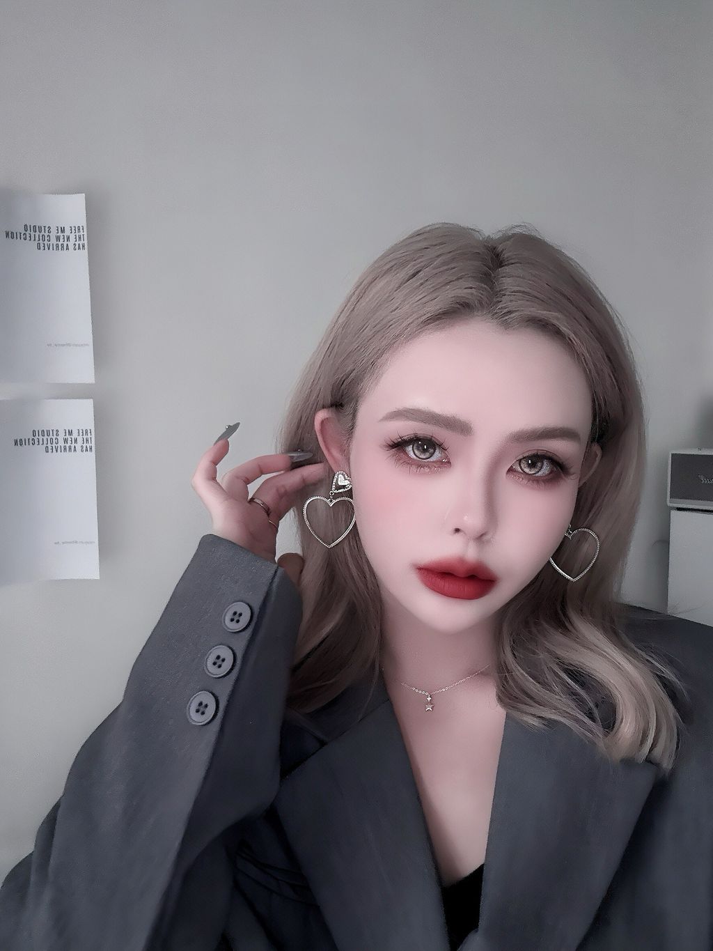 LINE_ALBUM_20251118_251125_152