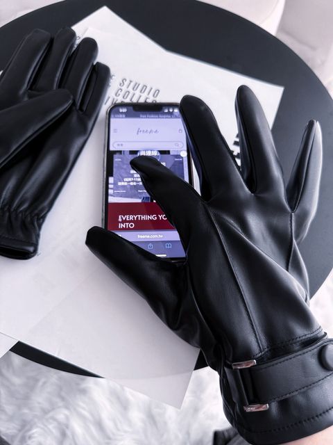 LINE_ALBUM_20251210_251210_91