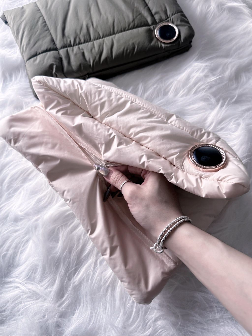 LINE_ALBUM_20251210_251210_51