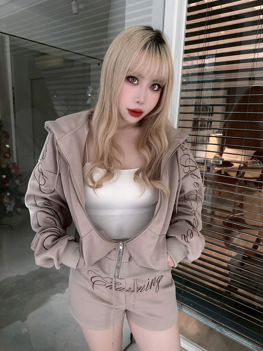 LINE_ALBUM_20251218_251224_127