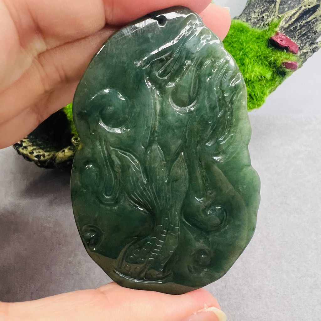 龙牌神龙牌Dragon Jade 龍牌老蓝水油绿色立体精致雕工翡翠玉jade dragon H011975