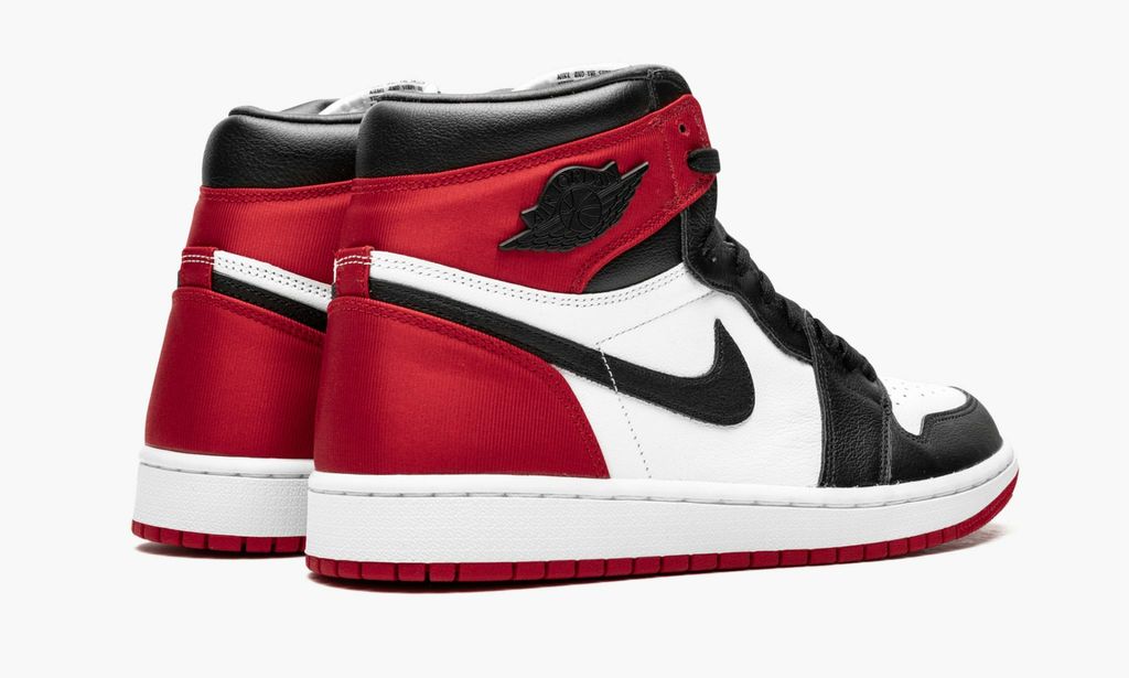 jordan-wmns-air-jordan-1-high-og-satin-black-toe_14436943_34508793_2048.jpg