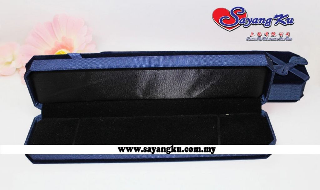 1481693500_1439970_z