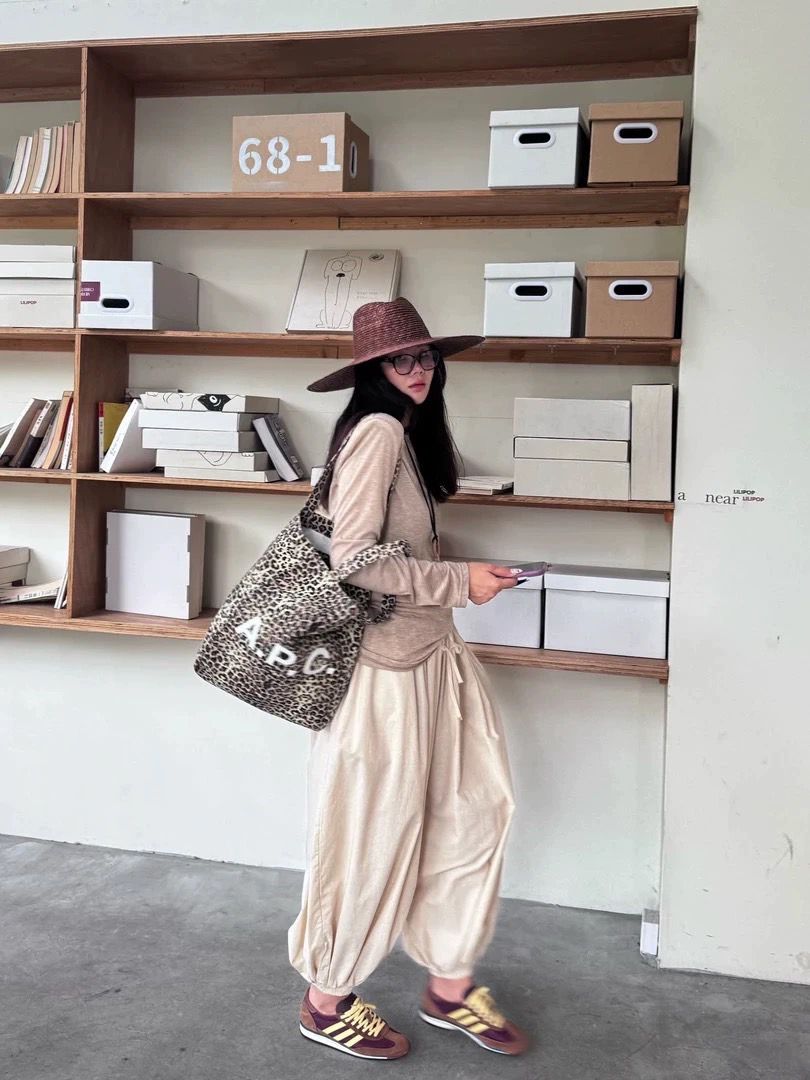 b9514e22-8b8f-49f9-ad7f-d20ad7c9a74c