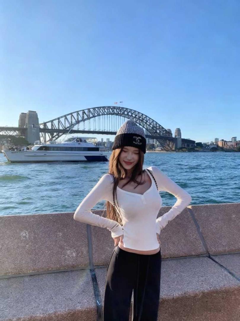 e42942f0-b7dc-4aa9-b7db-36c59618e29f