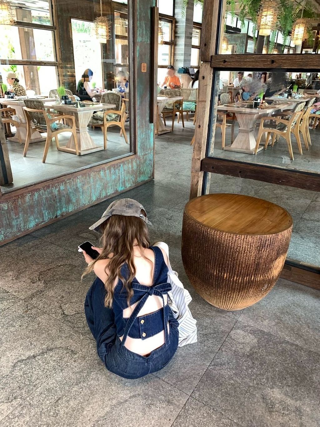 1a3bb694-98f3-4df4-927b-ef5dc5cad196