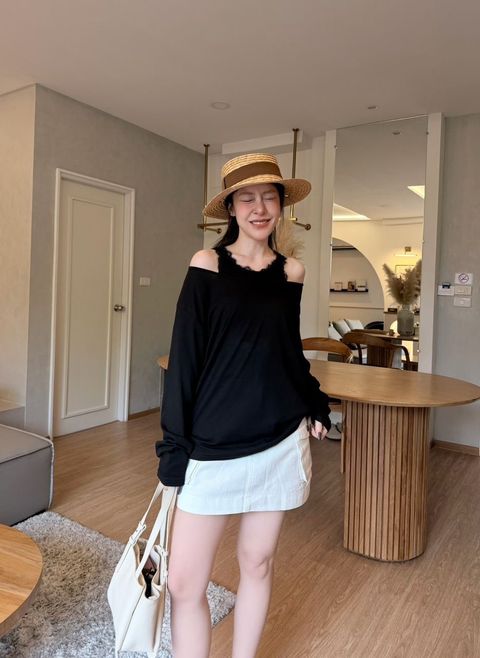 6d949c1d-7e8c-497c-9137-7aac5d7e5d17