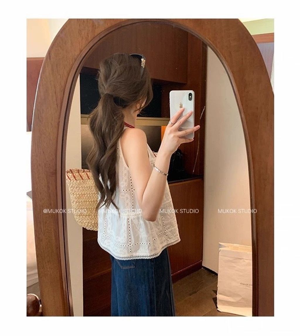 ee48bc6b-df97-4f07-8aea-d1506870e31a