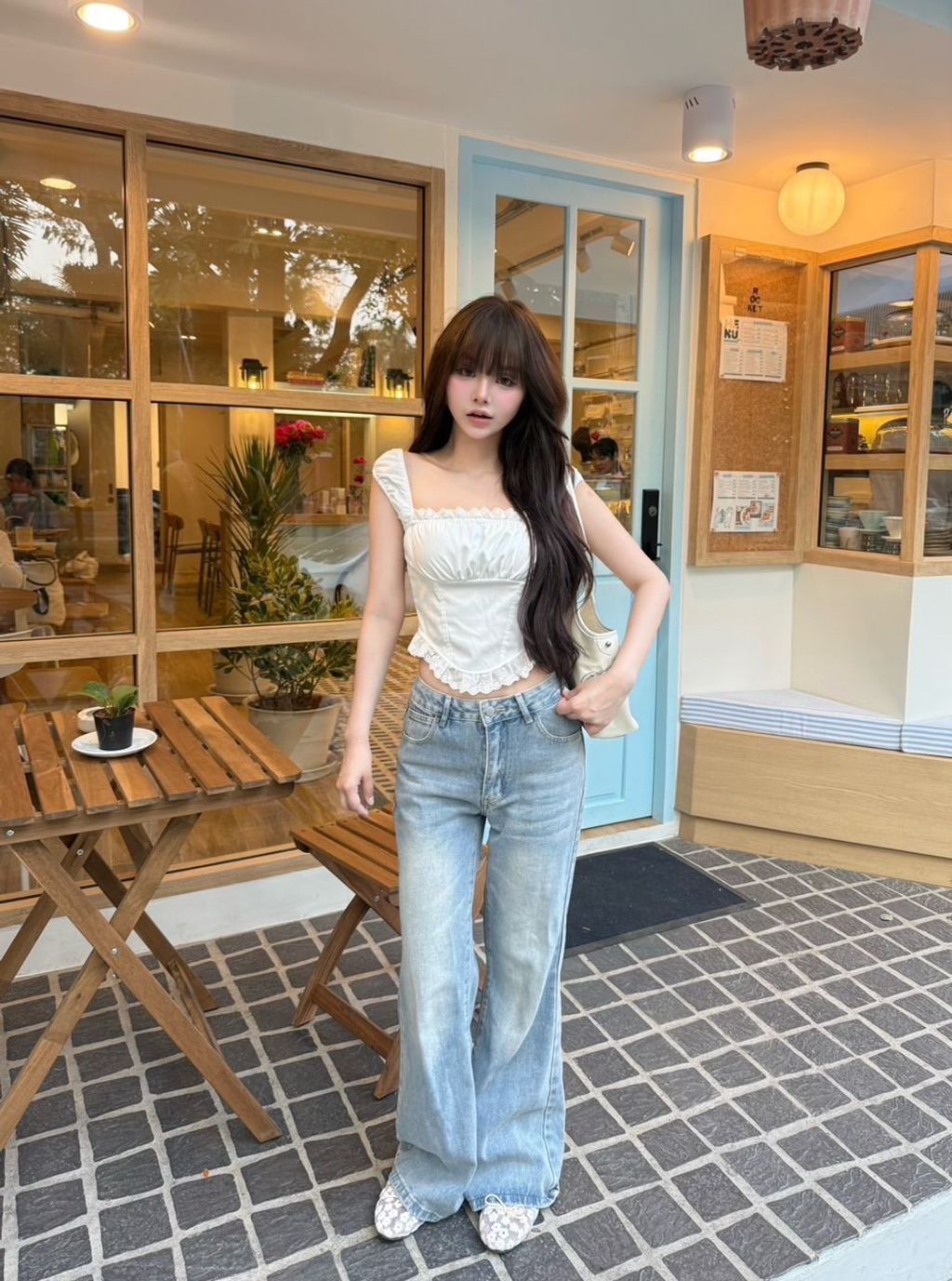 d7712689-203b-43e1-bd99-598f8ba8a833