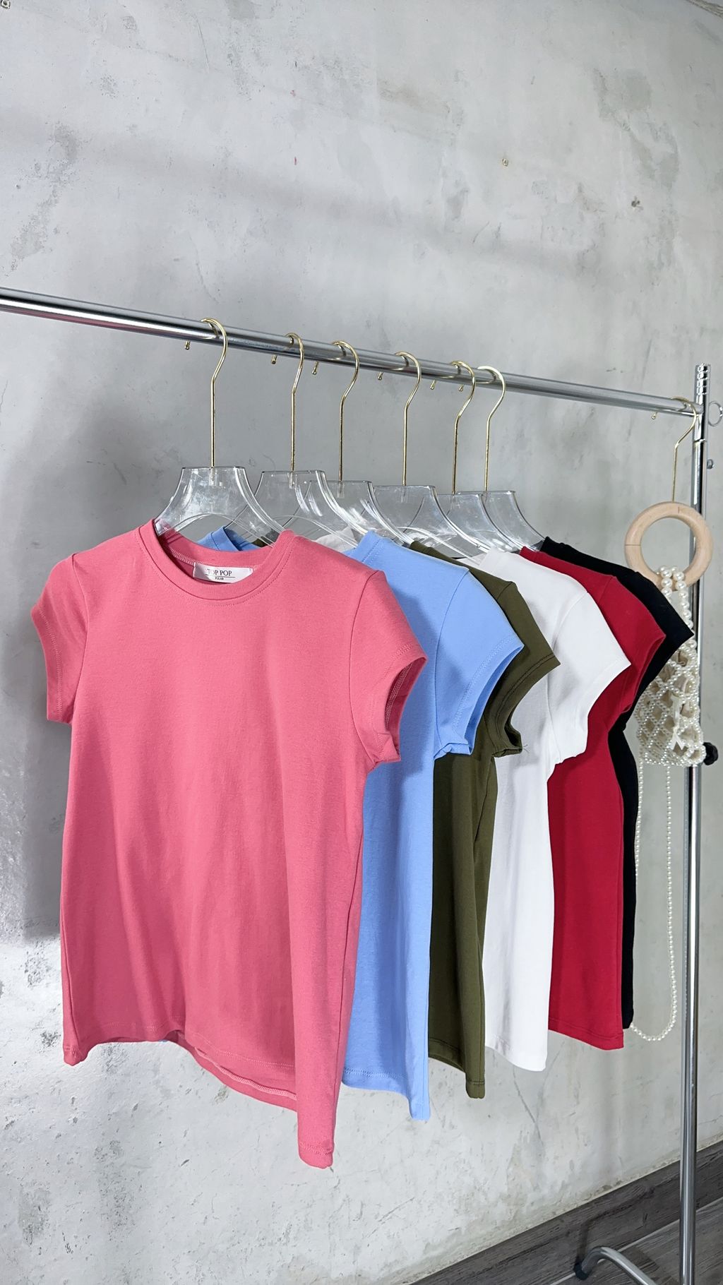 71D2B4DE-7732-4AFF-9ED8-30D01A2E6665